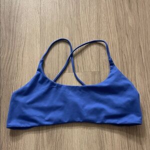 CSB - Crop Shop Boutique M: Vibrant Blue Strappy Sports Bra